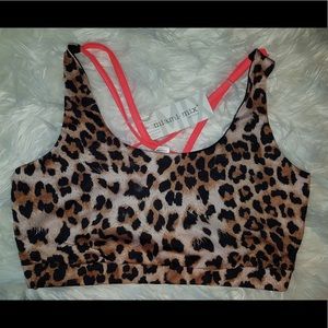 New w/ Tag. Animal Print Sports Bra. Leopard Large